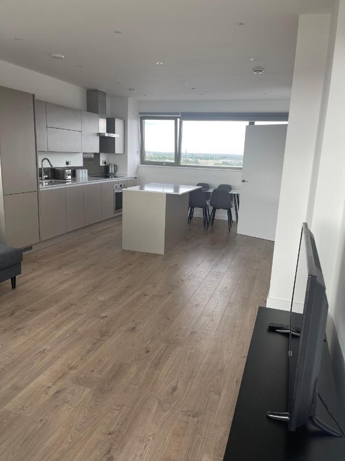 Riverside Rooms And Apartments ลอนดอน ภายนอก รูปภาพ